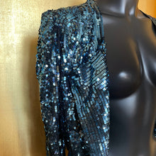 Load image into Gallery viewer, A 1930s FRENCH SEQUINNED JACKET