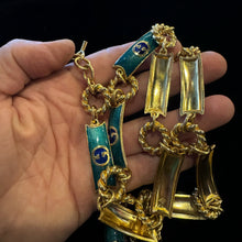 Load image into Gallery viewer, 1970s GUCCI ENAMEL CHAIN BELT