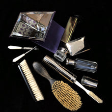 Load image into Gallery viewer, A STYLISH 1920s MENS VANITY CASE