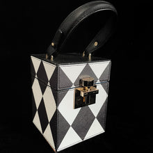 Load image into Gallery viewer, 90s STYLE BOX BAG WITH GOLD FITTINGS.