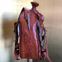 Load image into Gallery viewer, A VINTAGE TOOLED LEATHER SADDLE BAG FROM MEXICO