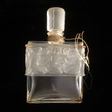 Load image into Gallery viewer, A VINTAGE 1929 MOLINARD PERFUME BOTTLE OF A LALIQUE DESIGN.