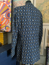 Load image into Gallery viewer, A 1970s EMILIO PUCCI BY ERMENEGILDO ZEGNA, LONGLINE BLAZER