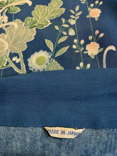 Load image into Gallery viewer, A 1940s JAPANESE KIMONO ROBE
