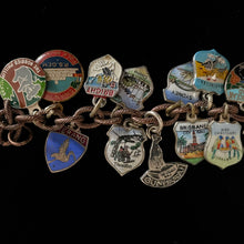 Load image into Gallery viewer, A VINTAGE AUSTRALIAN TOURIST CHARMS BRACELET