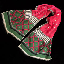 Load image into Gallery viewer, AN ITALIAN VINTAGE 60s SILK SCARF