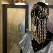 Load image into Gallery viewer, A DIAMANTÉ CHAIN FACE FASCINATOR