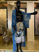 Load image into Gallery viewer, A 1940s JAPANESE KIMONO ROBE