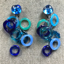 Load image into Gallery viewer, A VINTAGE NECKLACE AND EARRING SET BY LANGHAM GLASS