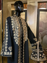 Load image into Gallery viewer, A VINTAGE 1960s MOROCCAN GOLD EMBROIDERED KAFTAN