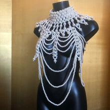 Load image into Gallery viewer, A SPECTACULAR FANTASY PEARL NECKPIECE