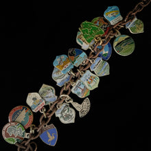Load image into Gallery viewer, A VINTAGE AUSTRALIAN TOURIST CHARMS BRACELET