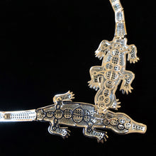 Load image into Gallery viewer, A HIGHLY DETAILED DIAMANTÉ GREEN ALLIGATOR NECKLACE