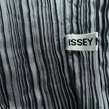 Load image into Gallery viewer, AN ISSEY MIYAKE PLEATS PLEASE BACKPACK