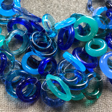 Load image into Gallery viewer, A VINTAGE NECKLACE AND EARRING SET BY LANGHAM GLASS