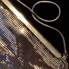 Load image into Gallery viewer, A GOLD 70s GLOMESH PURSE WITH BRUSHED METAL CLASP