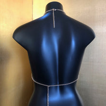 Load image into Gallery viewer, A CHAIN-MESH PEARL BACKLESS HALTER TOP