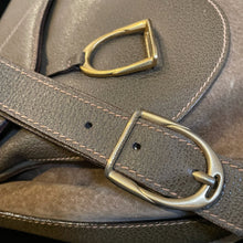 Load image into Gallery viewer, A LARGE SIZE 1970s GUCCI SADDLE BAG