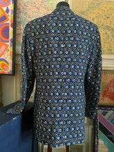 Load image into Gallery viewer, A 1970s EMILIO PUCCI BY ERMENEGILDO ZEGNA, LONGLINE BLAZER