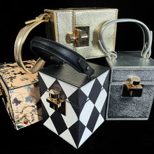 Load image into Gallery viewer, 90s STYLE BOX BAG WITH GOLD FITTINGS.