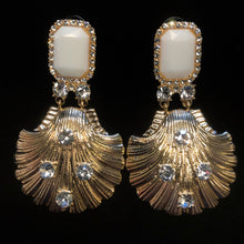 Load image into Gallery viewer, BAROQUE SHELL EARRINGS
