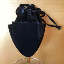 Load image into Gallery viewer, A 1950s SURREALIST UMBRELLA SHAPED BAG
