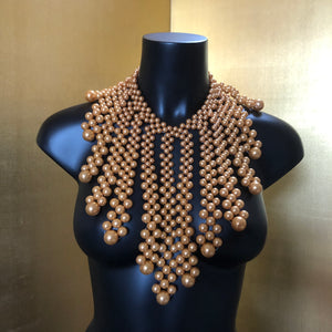 A DRAMATIC PEARL PETAL NECKLACE