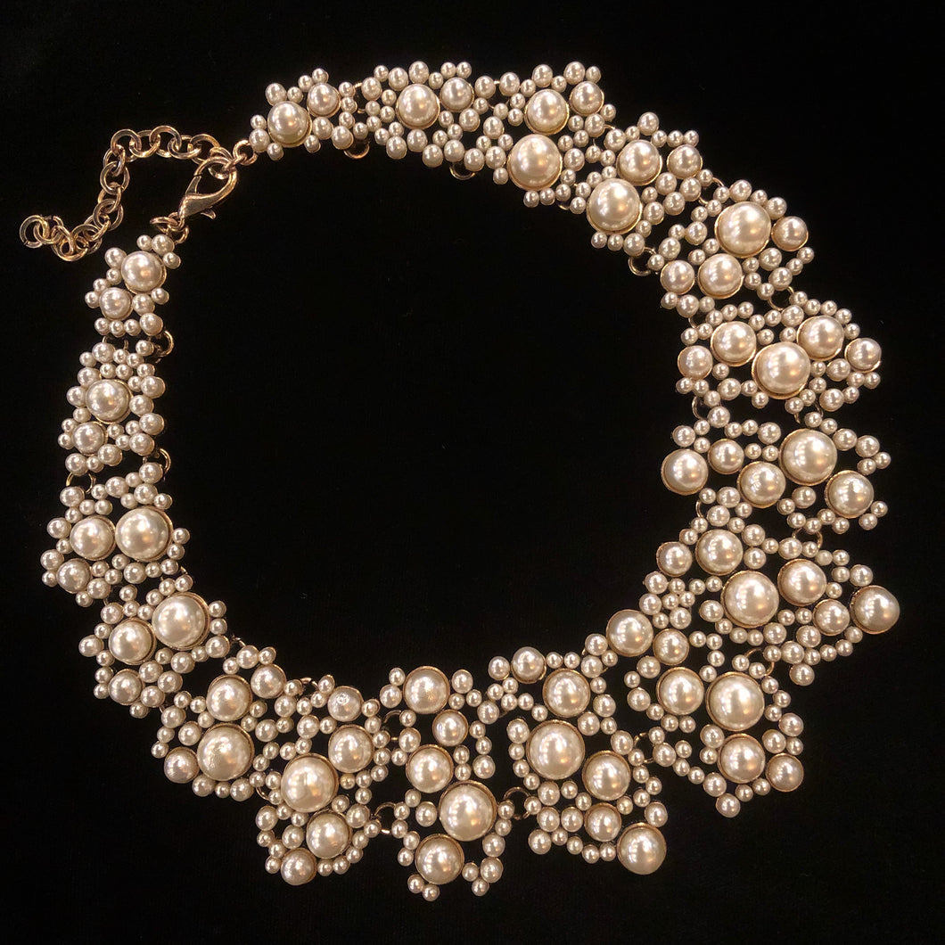 AN UNDER-THE-SEA PEARL MOSAIC NECKLACE