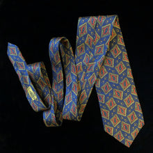 Load image into Gallery viewer, CLASSIC PAISLEY PRINT VINTAGE GUCCI TIE
