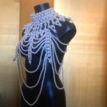 Load image into Gallery viewer, A SPECTACULAR FANTASY PEARL NECKPIECE
