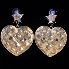 Load image into Gallery viewer, QUILTED GILT HEART EARRINGS
