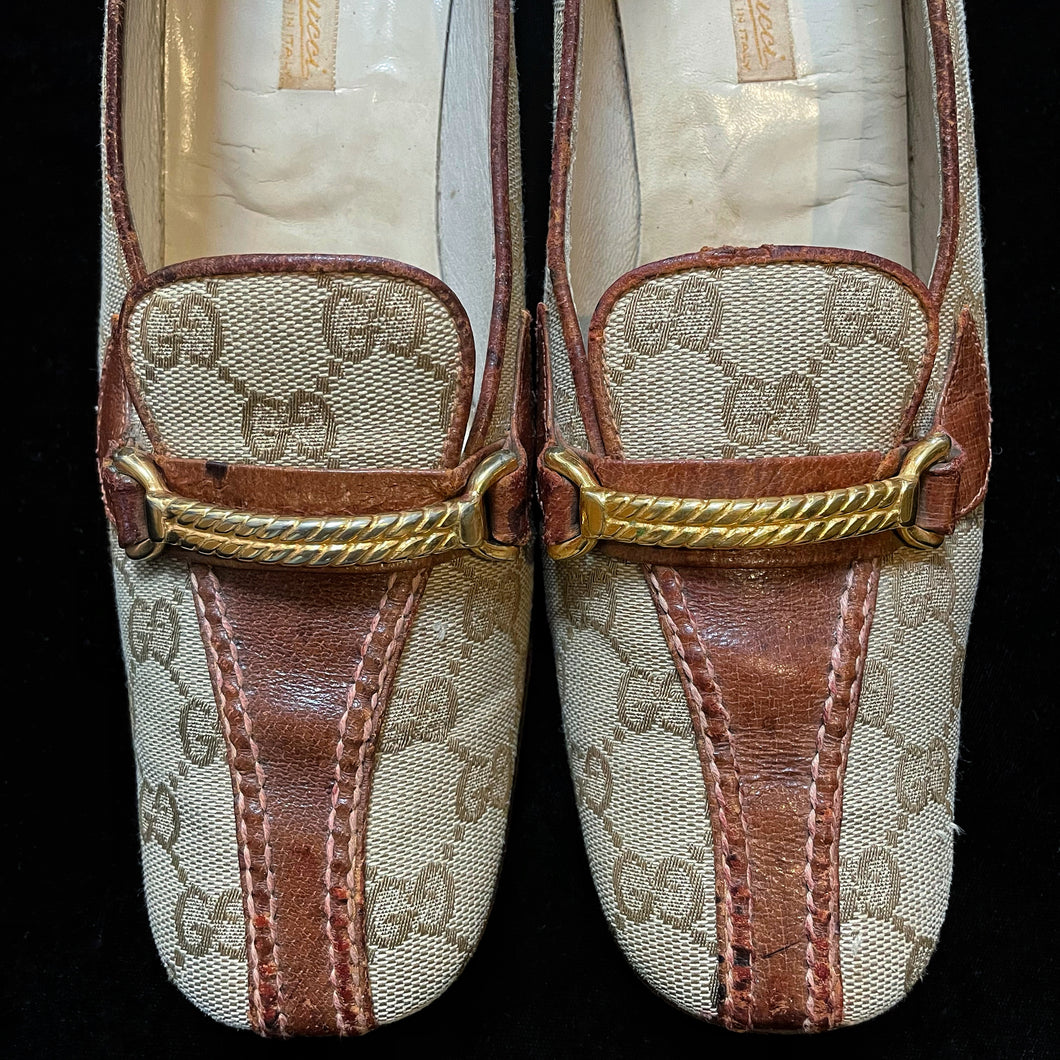A PAIR OF MID 1970s GUCCI LOAFERS
