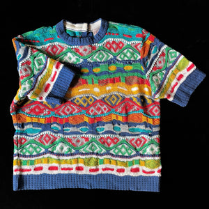 AN EARLY, 1980s COOGI COTTON SHORT SLEEVED JUMPER