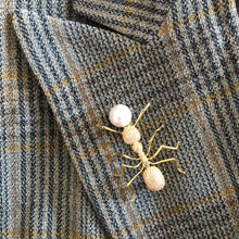 Load image into Gallery viewer, AN ANT BROOCH WITH PEARL EGG
