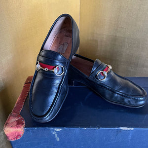 A PAIR OF CLASSIC 1970s GUCCI LOAFERS
