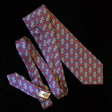 Load image into Gallery viewer, SNAFFLES PRINT VINTAGE GUCCI TIE
