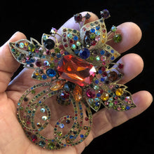 Load image into Gallery viewer, EDWARDIAN STYLE JEWELLED BROOCH
