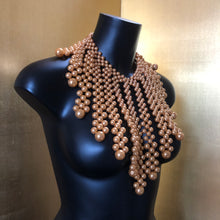 Load image into Gallery viewer, A DRAMATIC PEARL PETAL NECKLACE
