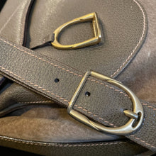Load image into Gallery viewer, A LARGE SIZE 1970s GUCCI SADDLE BAG

