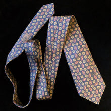 Load image into Gallery viewer, SADDLES PRINT VINTAGE GUCCI TIE
