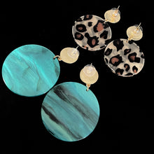 Load image into Gallery viewer, JUNGLE DISC EARRINGS
